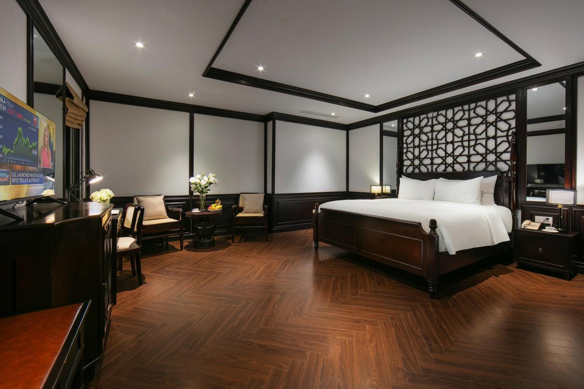 האנוי May De Ville Crown Hotel מראה חיצוני תמונה Suite