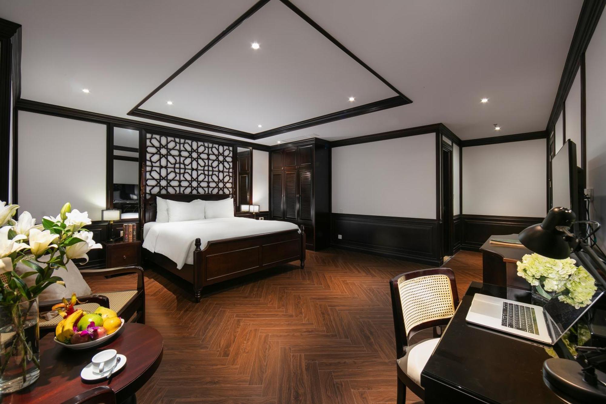 האנוי May De Ville Crown Hotel מראה חיצוני תמונה Deluxe Suite